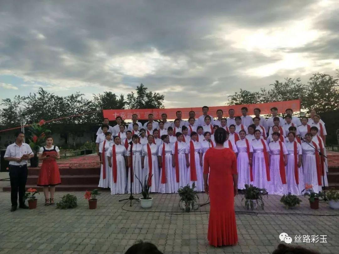 长江游轮黄金八号服务与收费游戏画面
